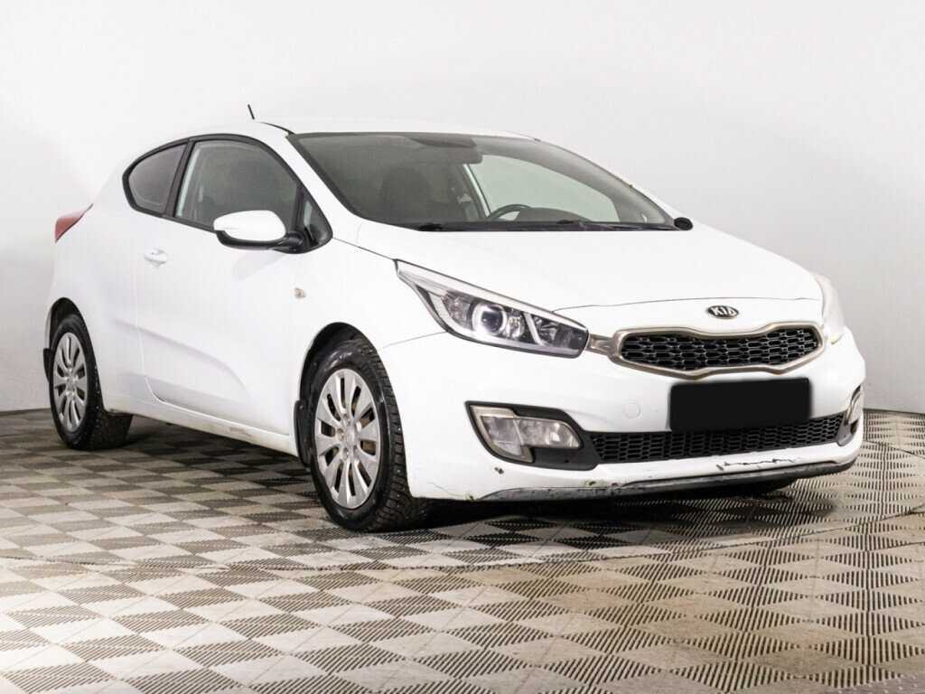 Купить Kia Ceed с пробегом. Фото: #2
