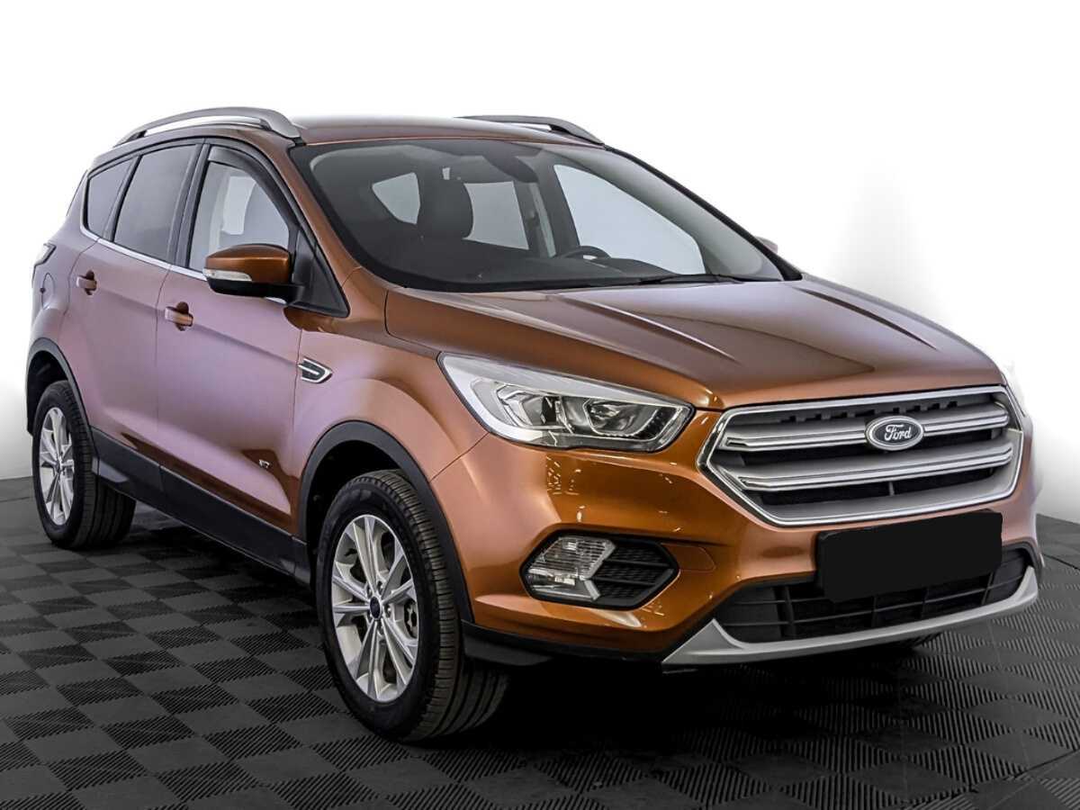 Купить Ford Kuga с пробегом. Фото: #2