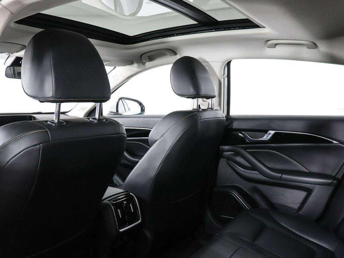 Купить FAW Bestune B70 с пробегом. Фото: #11