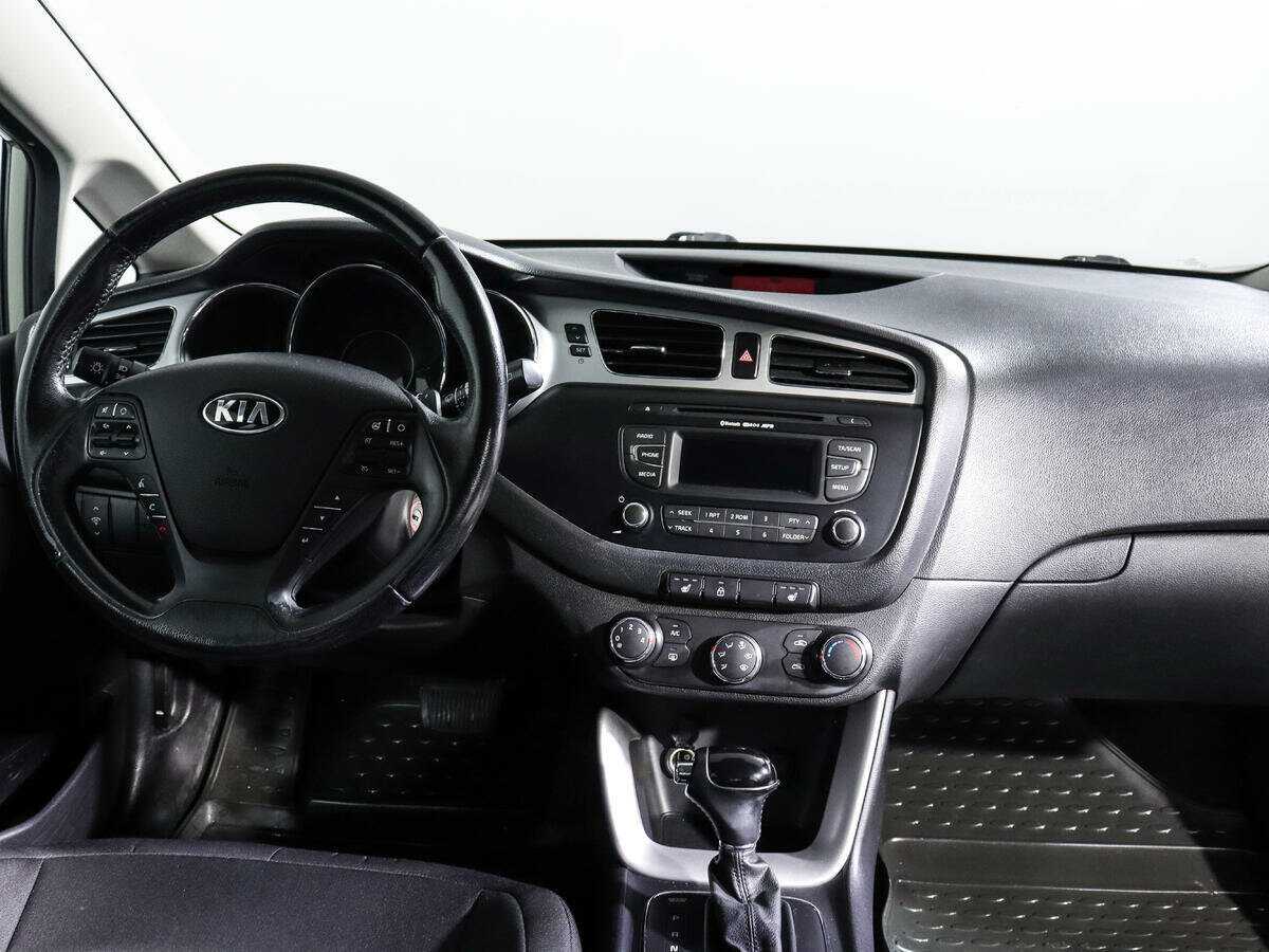 Купить Kia Ceed с пробегом. Фото: #11