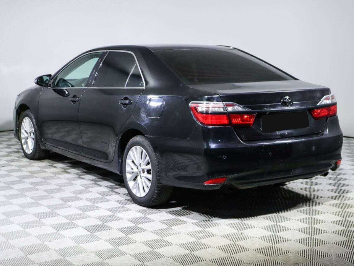 Купить Toyota Camry с пробегом. Фото: #4