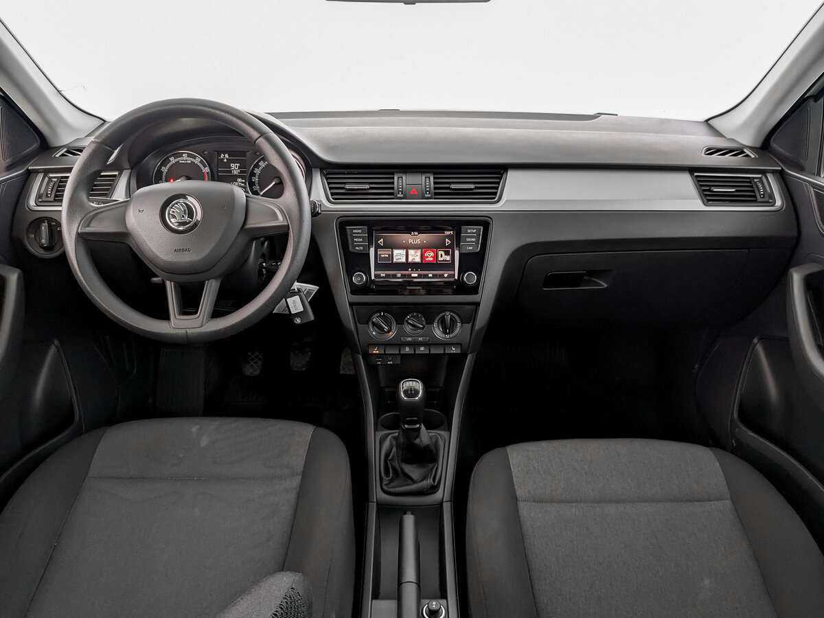 Купить Skoda Rapid с пробегом. Фото: #11