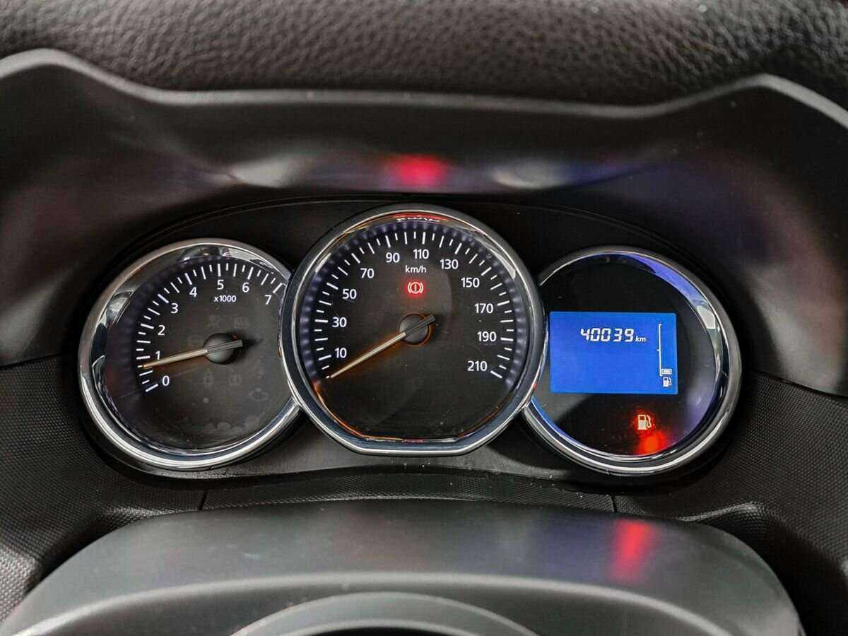 Купить Renault Duster с пробегом. Фото: #8