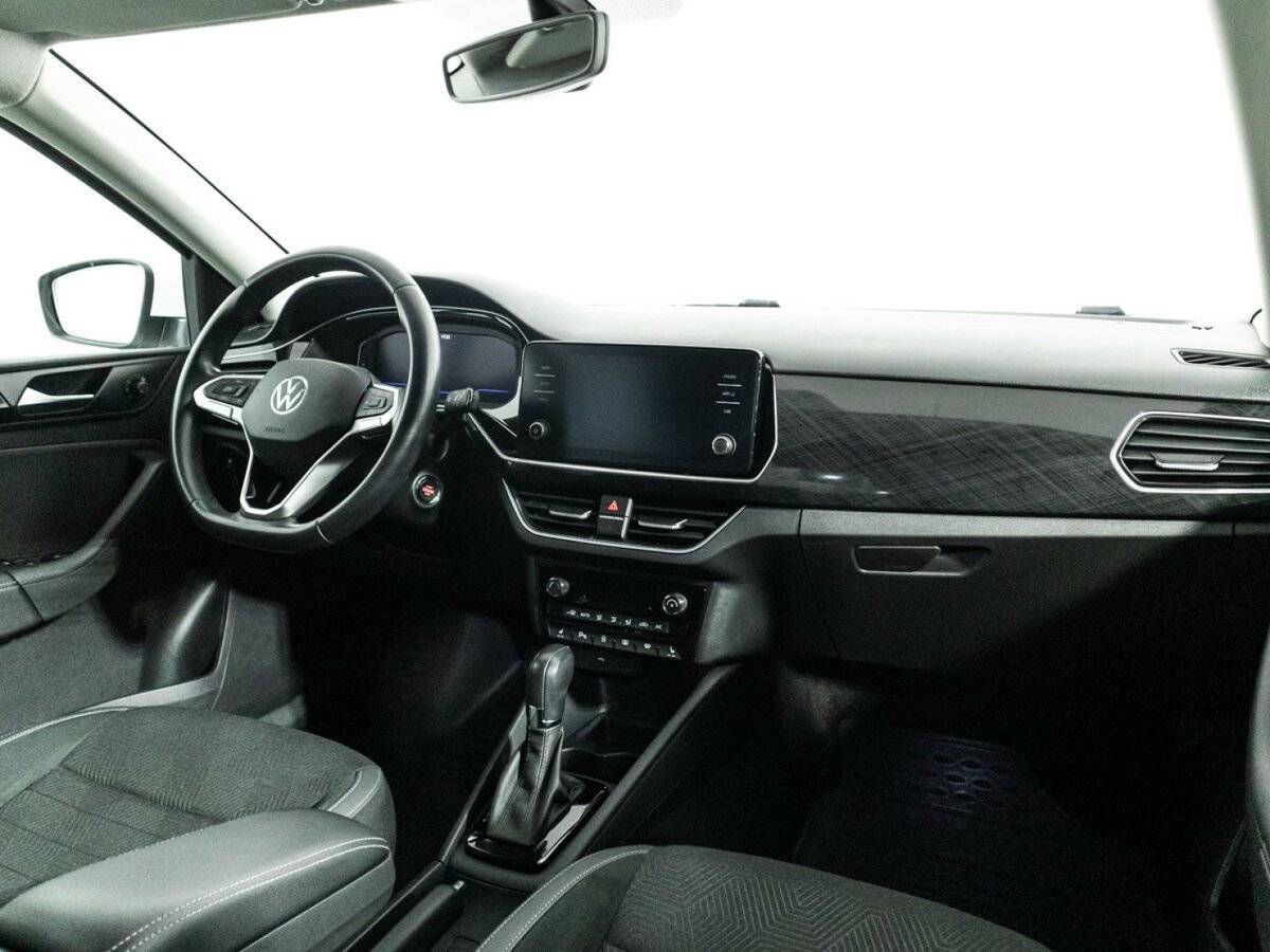 Купить Volkswagen Polo с пробегом. Фото: #8