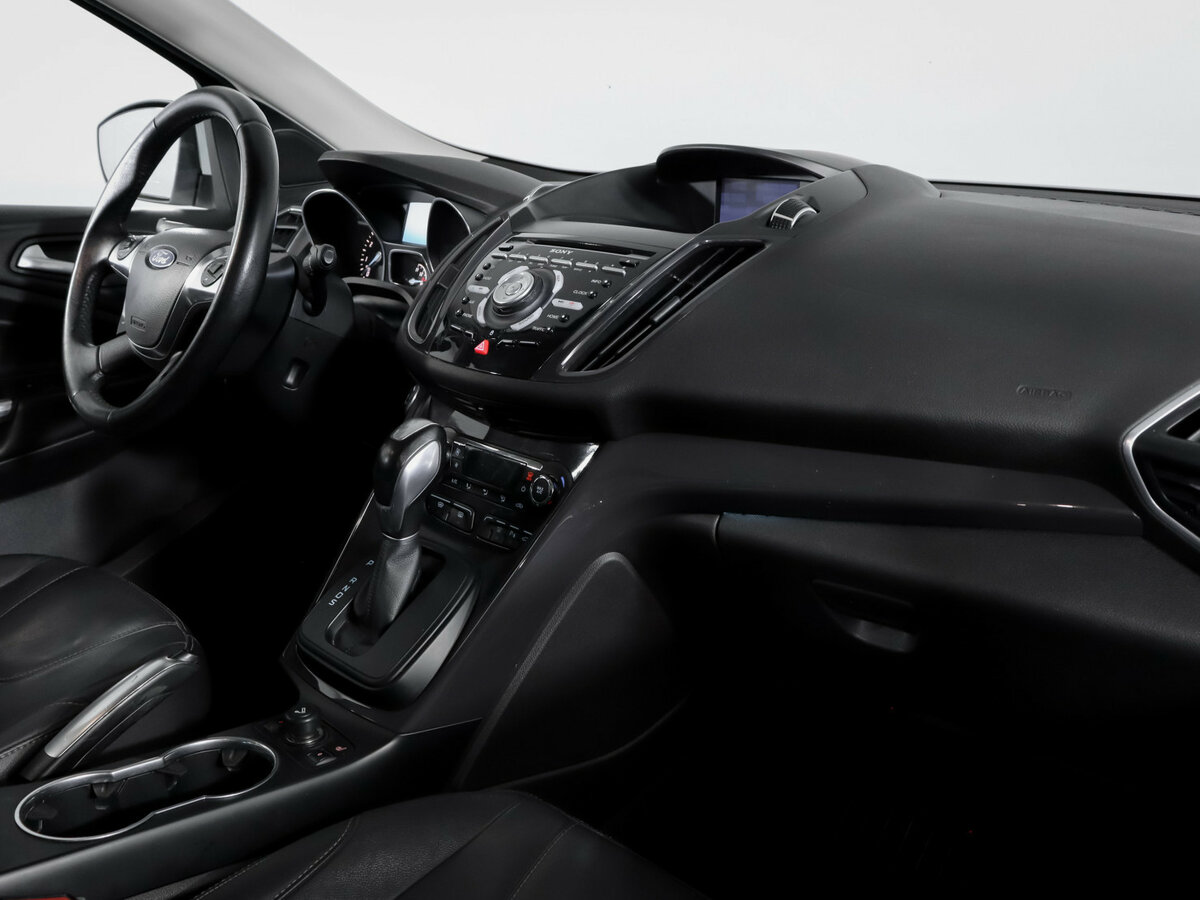 Купить Ford Kuga с пробегом. Фото: #6