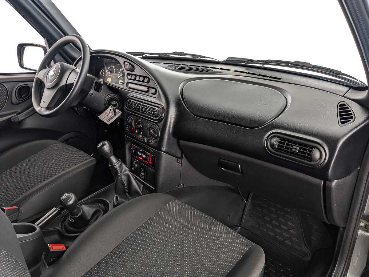 Купить Chevrolet Niva с пробегом. Фото: #8