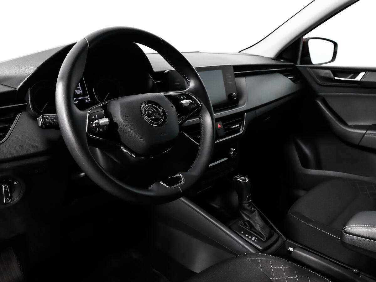 Купить Skoda Rapid с пробегом. Фото: #8