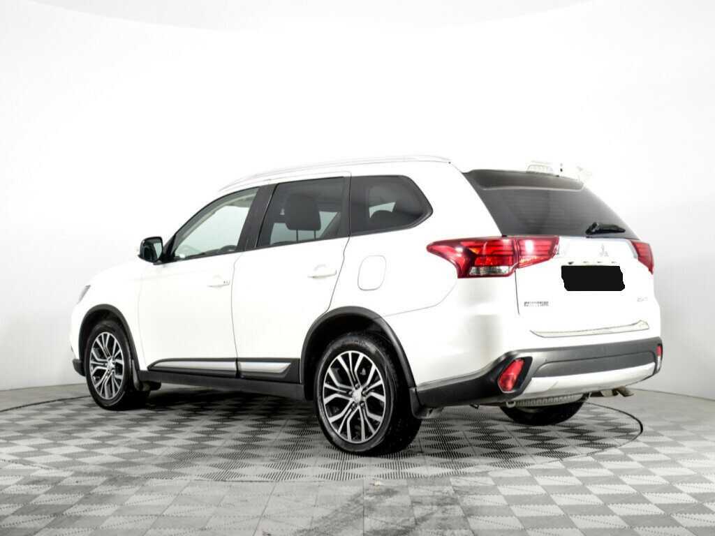 Купить Mitsubishi Outlander с пробегом. Фото: #6