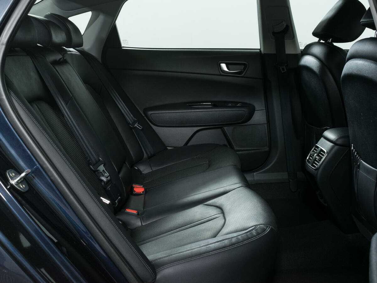 Купить Kia Optima с пробегом. Фото: #12