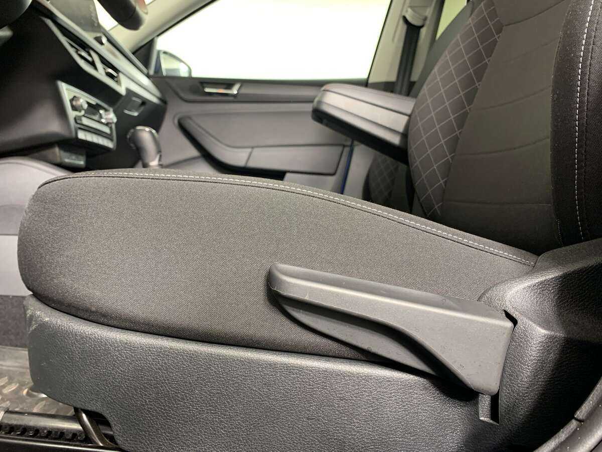 Купить Skoda Rapid с пробегом. Фото: #13