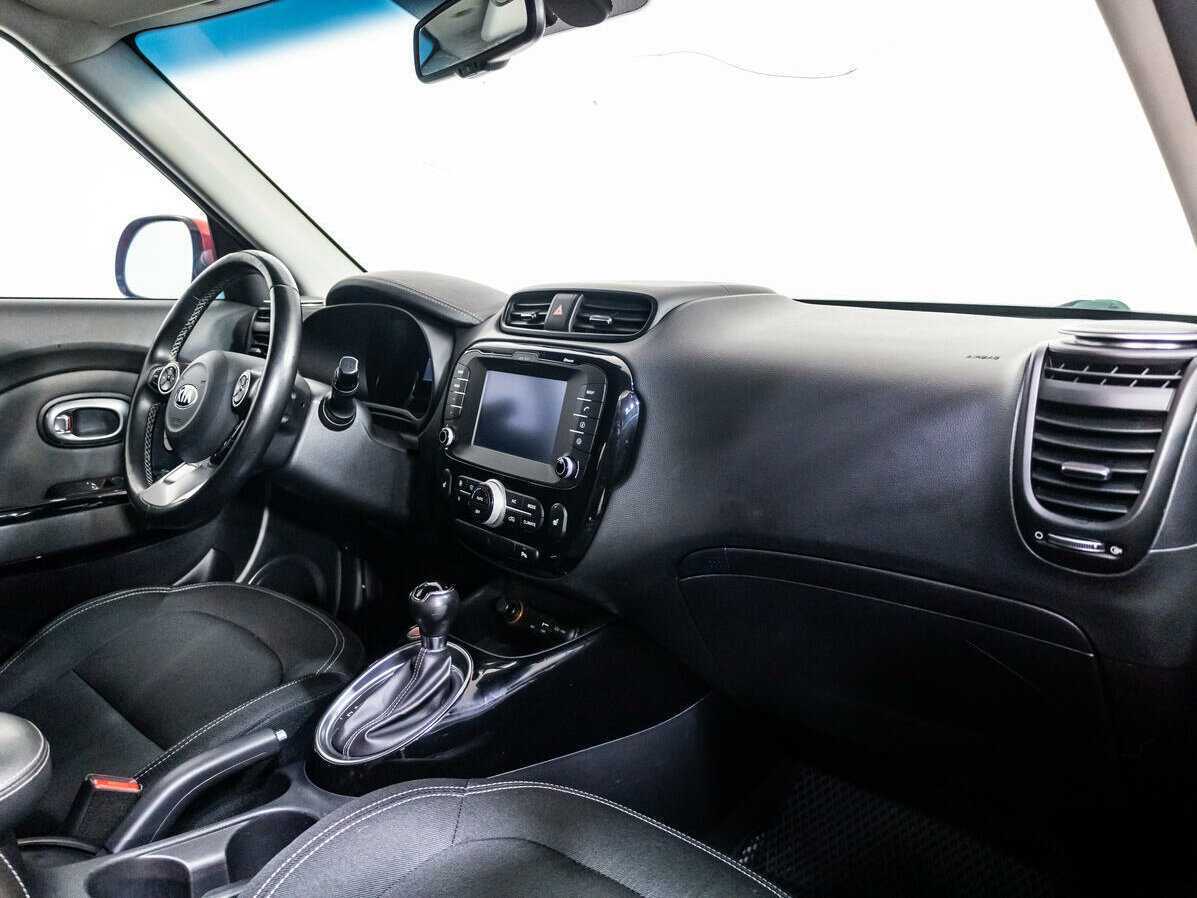Купить Kia Soul с пробегом. Фото: #7