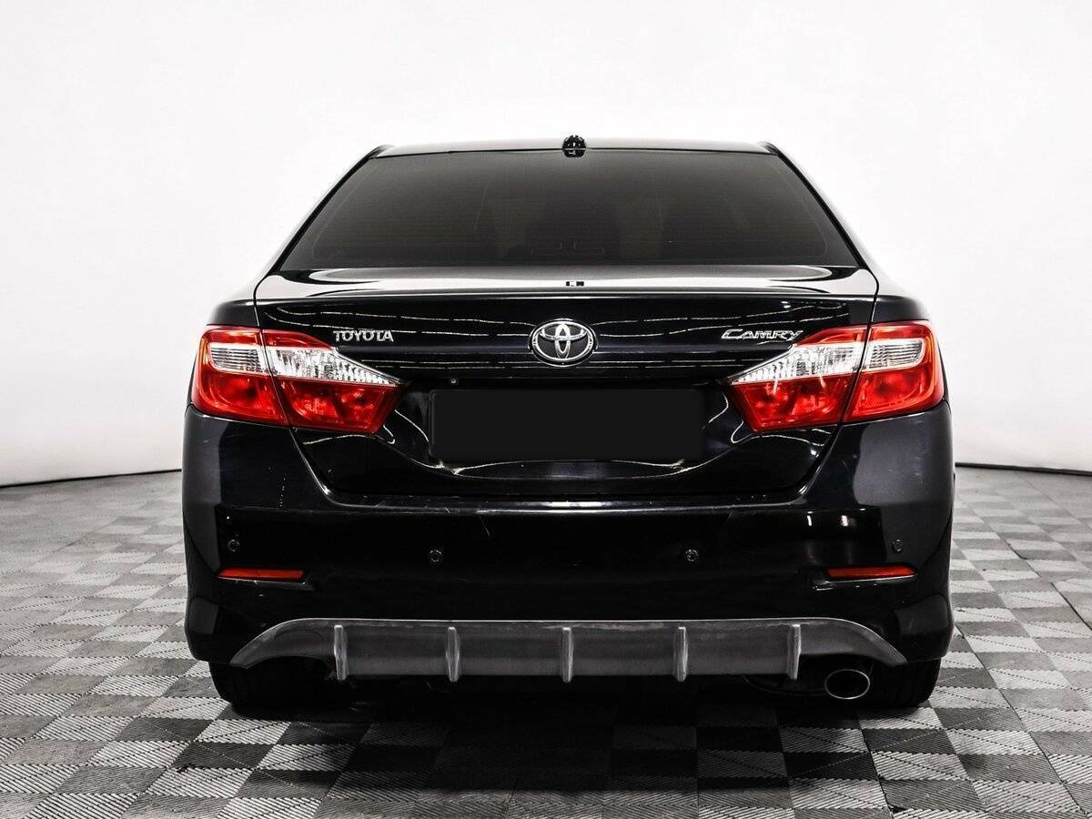 Купить Toyota Camry с пробегом. Фото: #5