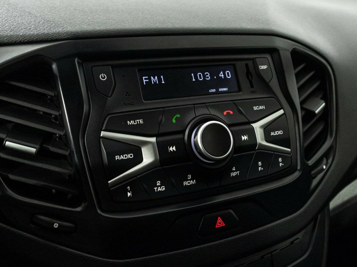 Купить Lada (ВАЗ) Vesta с пробегом. Фото: #15