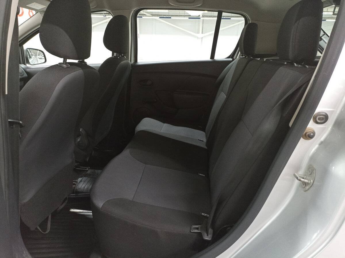 Купить Renault Sandero с пробегом. Фото: #11