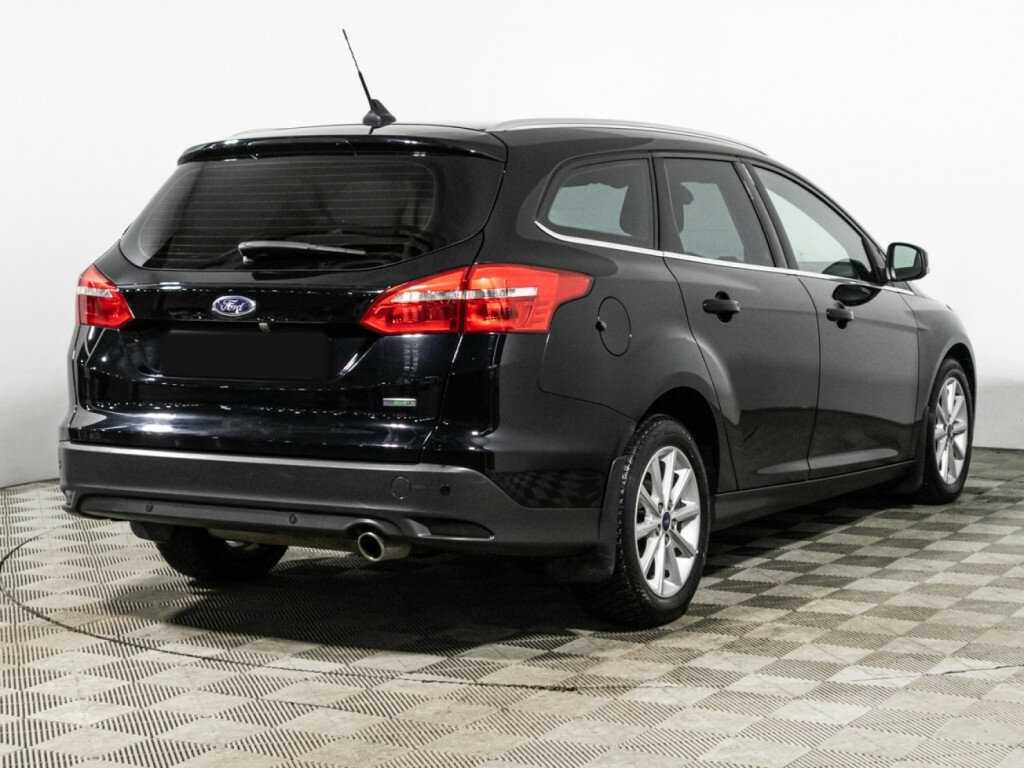 Купить Ford Focus с пробегом. Фото: #4