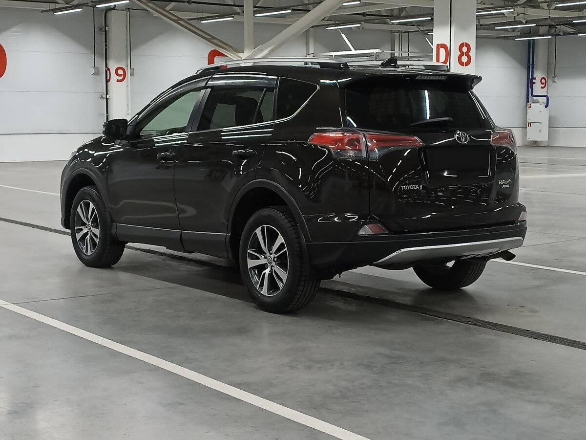 Купить Toyota RAV4 с пробегом. Фото: #6