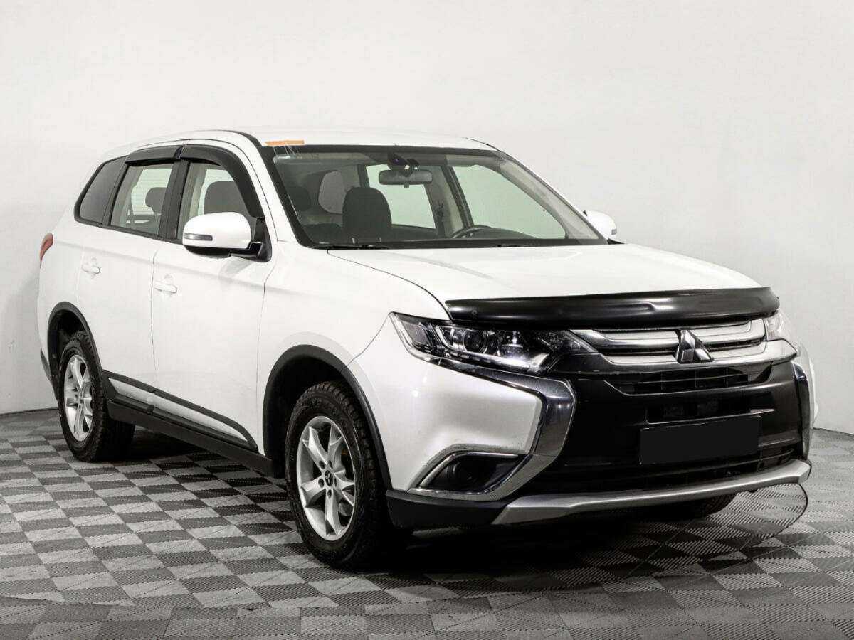 Купить Mitsubishi Outlander с пробегом. Фото: #2