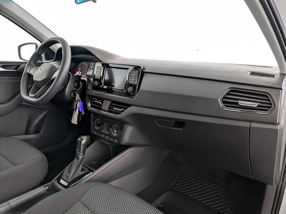 Купить Volkswagen Polo с пробегом. Фото: #8