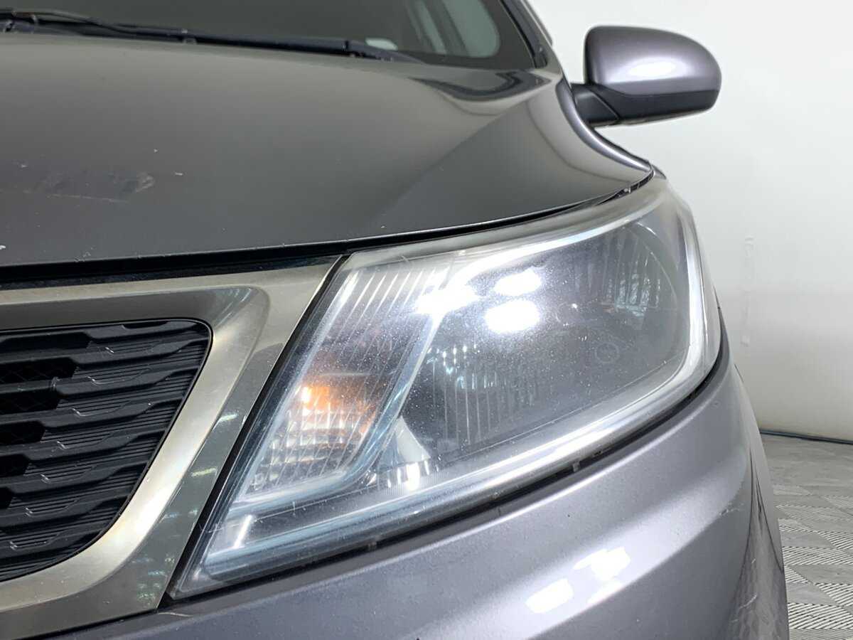 Купить Kia Rio с пробегом. Фото: #9