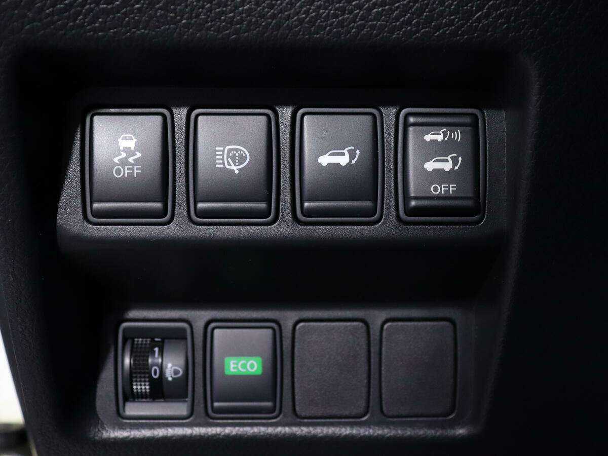 Купить Nissan X-Trail с пробегом. Фото: #17