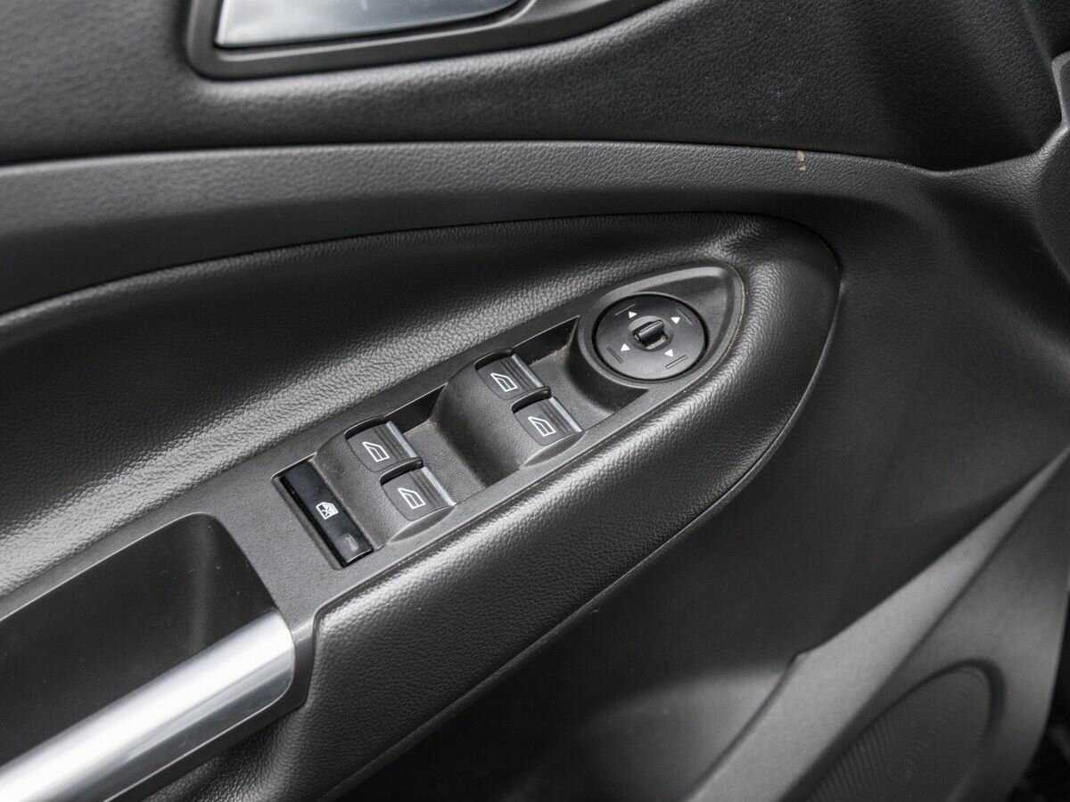 Купить Ford Kuga с пробегом. Фото: #15