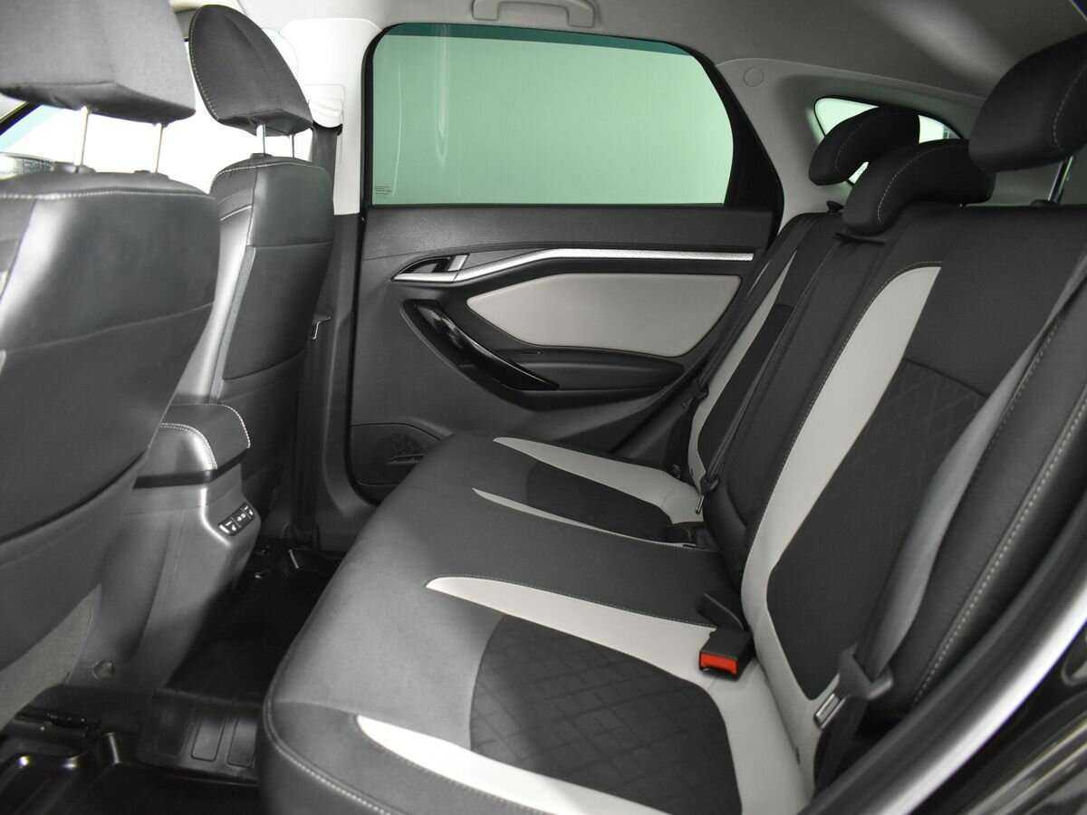 Купить Lada (ВАЗ) Vesta с пробегом. Фото: #14