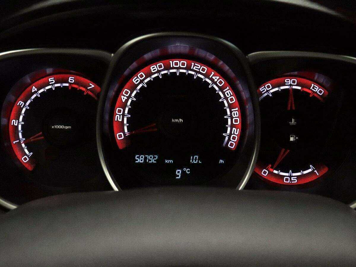 Купить Lada (ВАЗ) Vesta с пробегом. Фото: #13