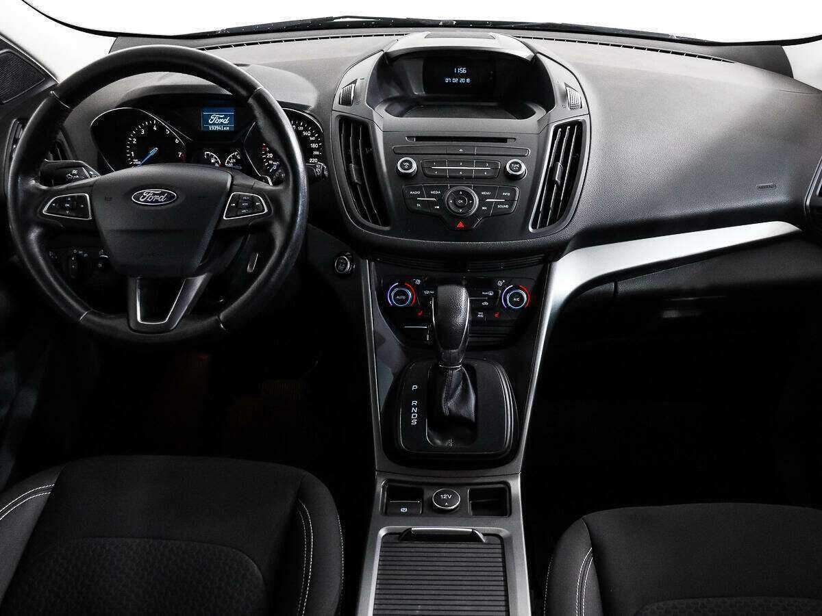 Купить Ford Kuga с пробегом. Фото: #12