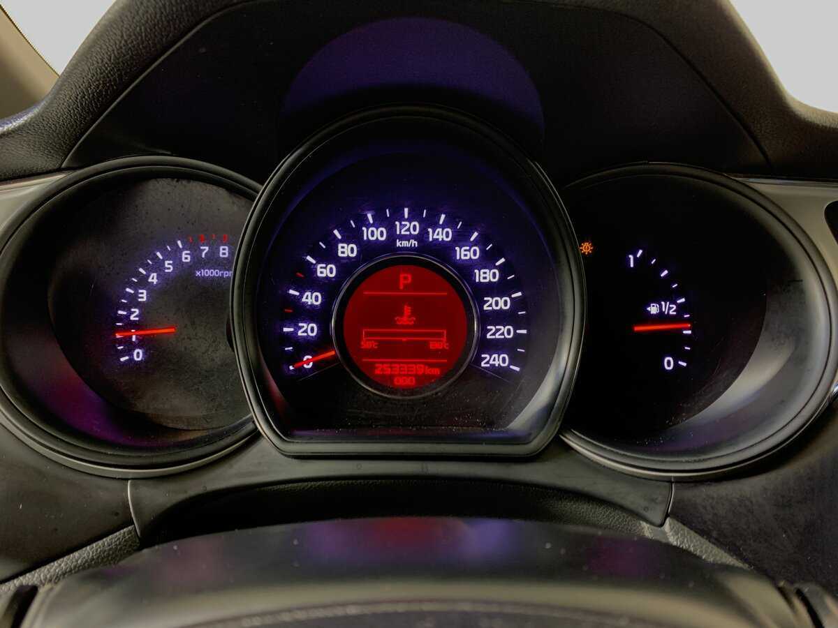 Купить Kia Ceed с пробегом. Фото: #12