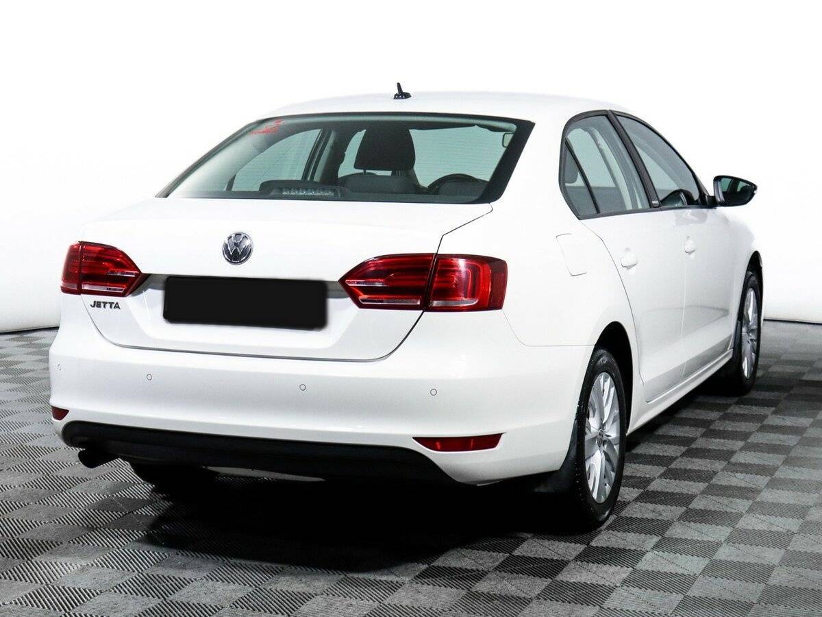 Купить Volkswagen Jetta с пробегом. Фото: #5