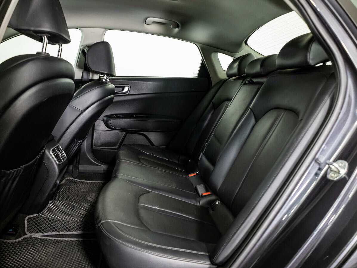 Купить Kia Optima с пробегом. Фото: #9