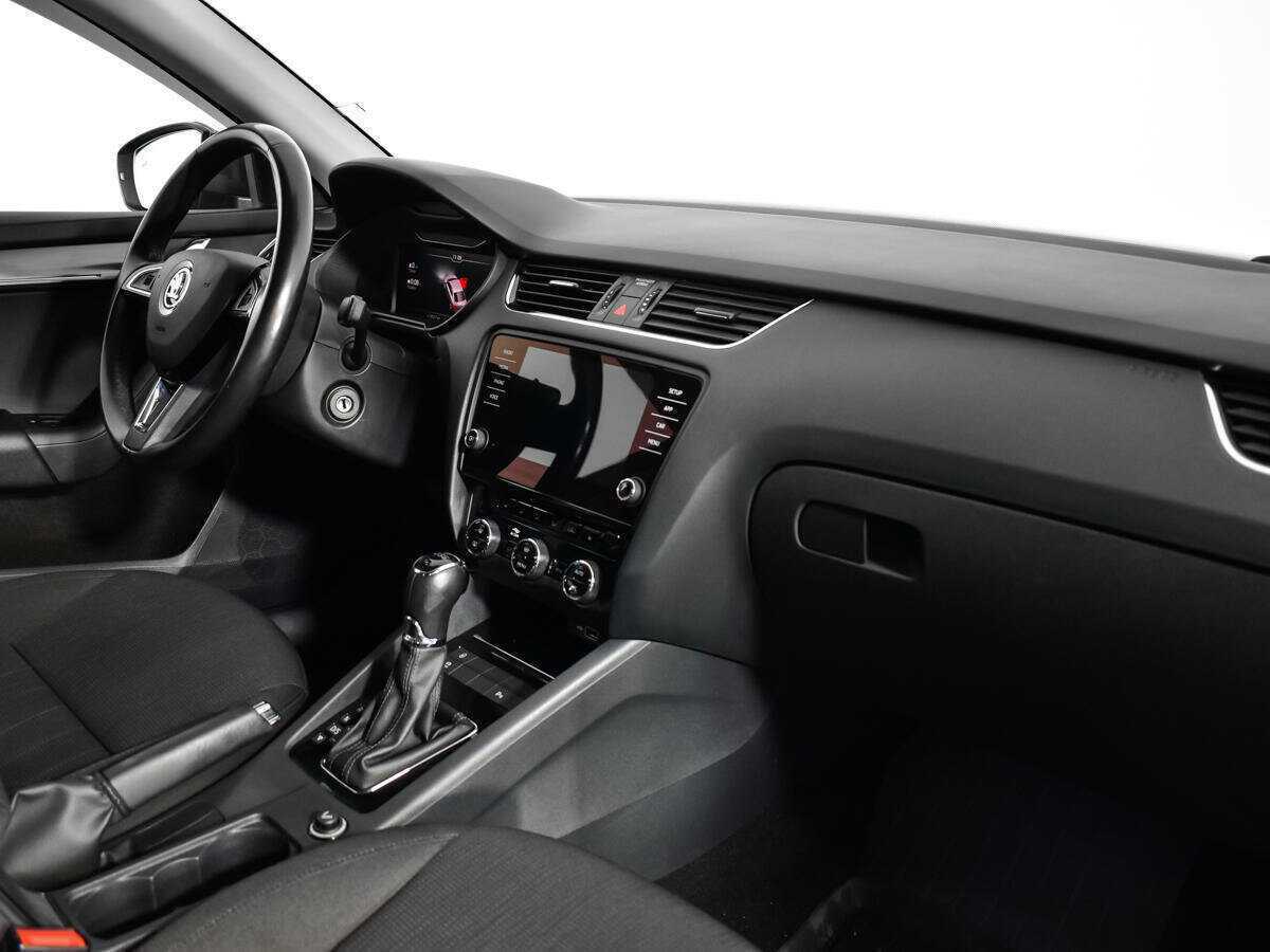 Купить Skoda Octavia с пробегом. Фото: #8