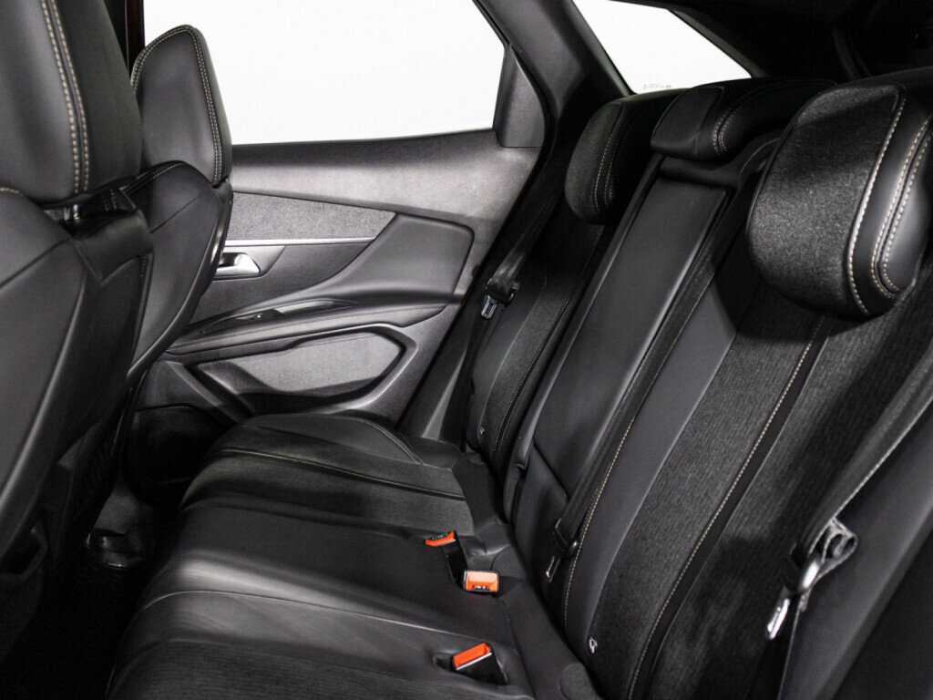 Купить Peugeot 3008 с пробегом. Фото: #9