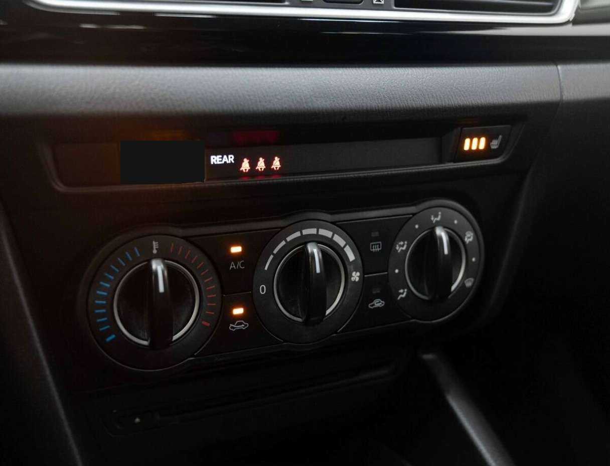 Купить Mazda 3 с пробегом. Фото: #19