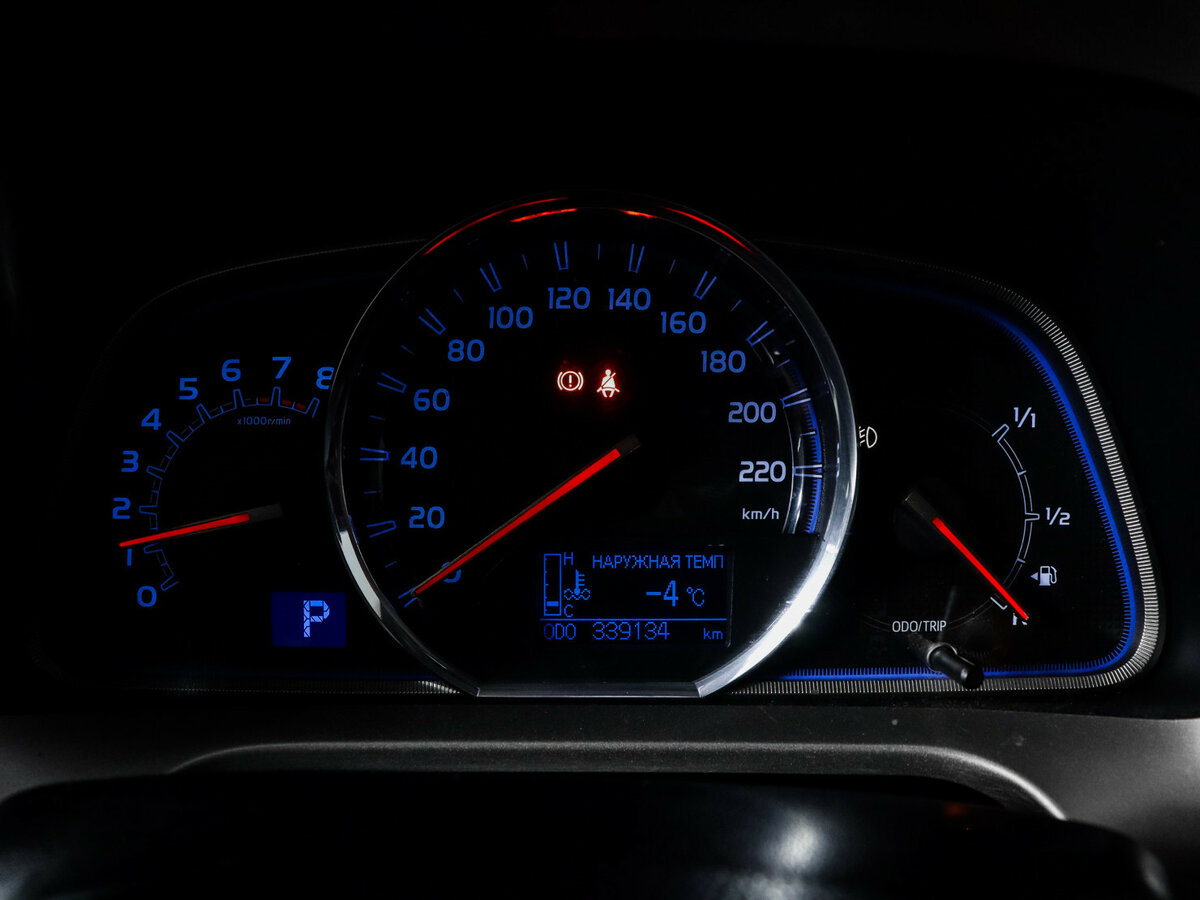 Купить Toyota RAV4 с пробегом. Фото: #10
