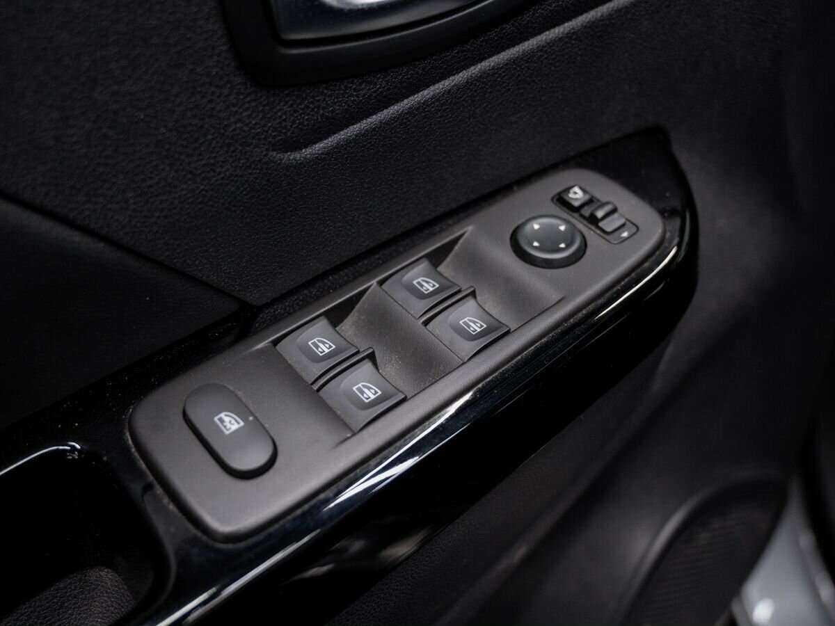 Купить Renault Kaptur с пробегом. Фото: #12