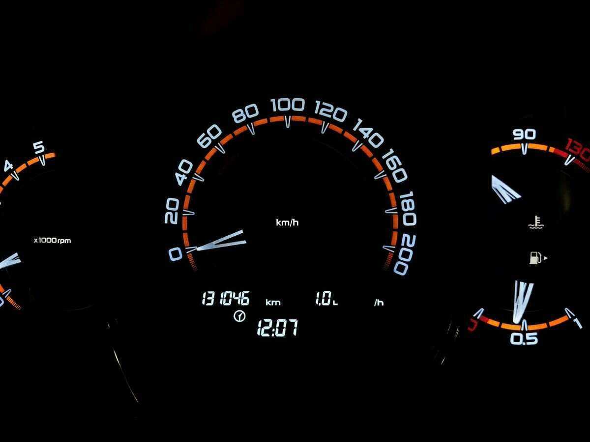 Купить Lada (ВАЗ) Vesta с пробегом. Фото: #12