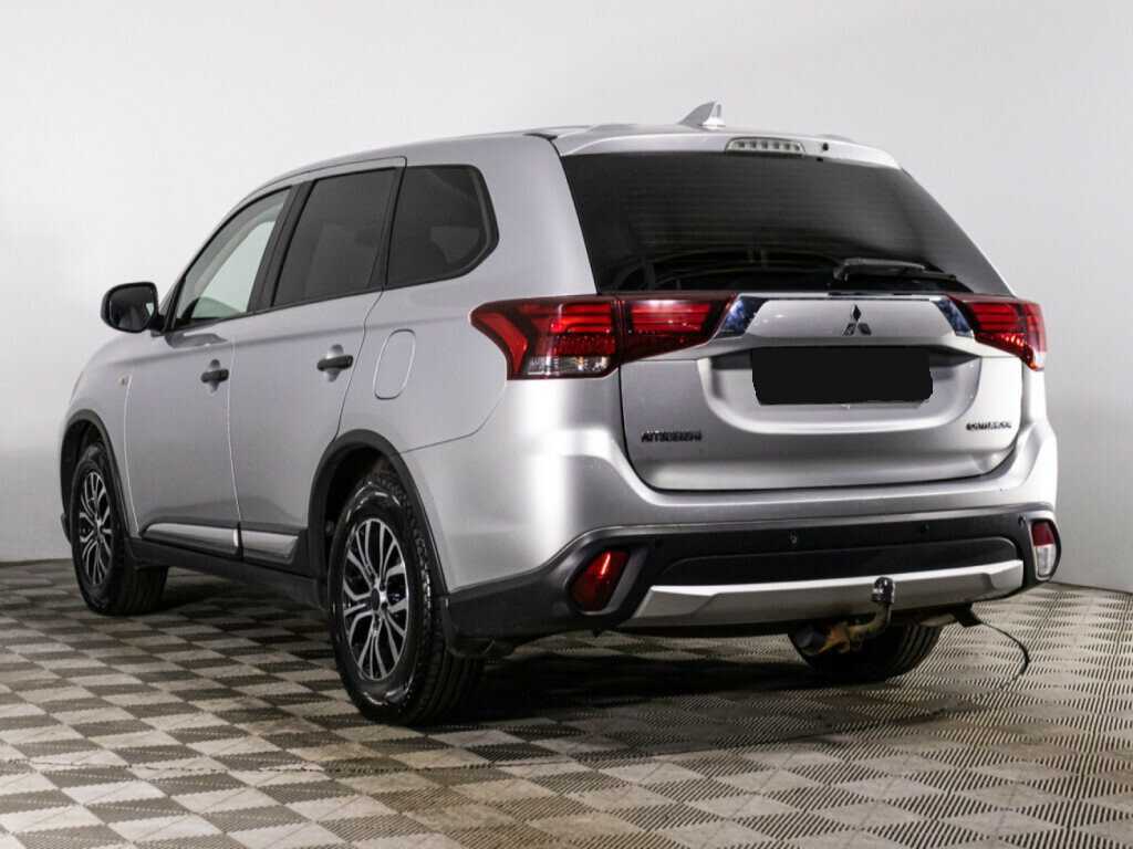Купить Mitsubishi Outlander с пробегом. Фото: #5