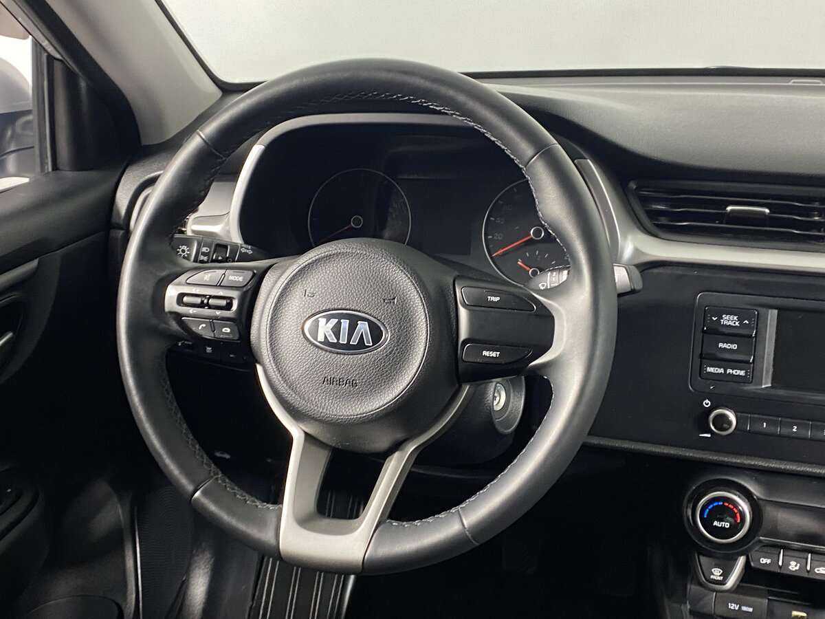 Купить Kia Rio с пробегом. Фото: #9