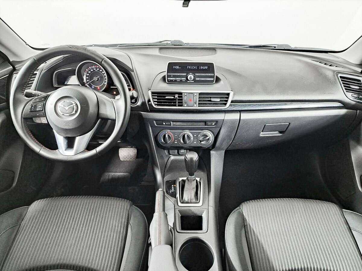 Купить Mazda 3 с пробегом. Фото: #11