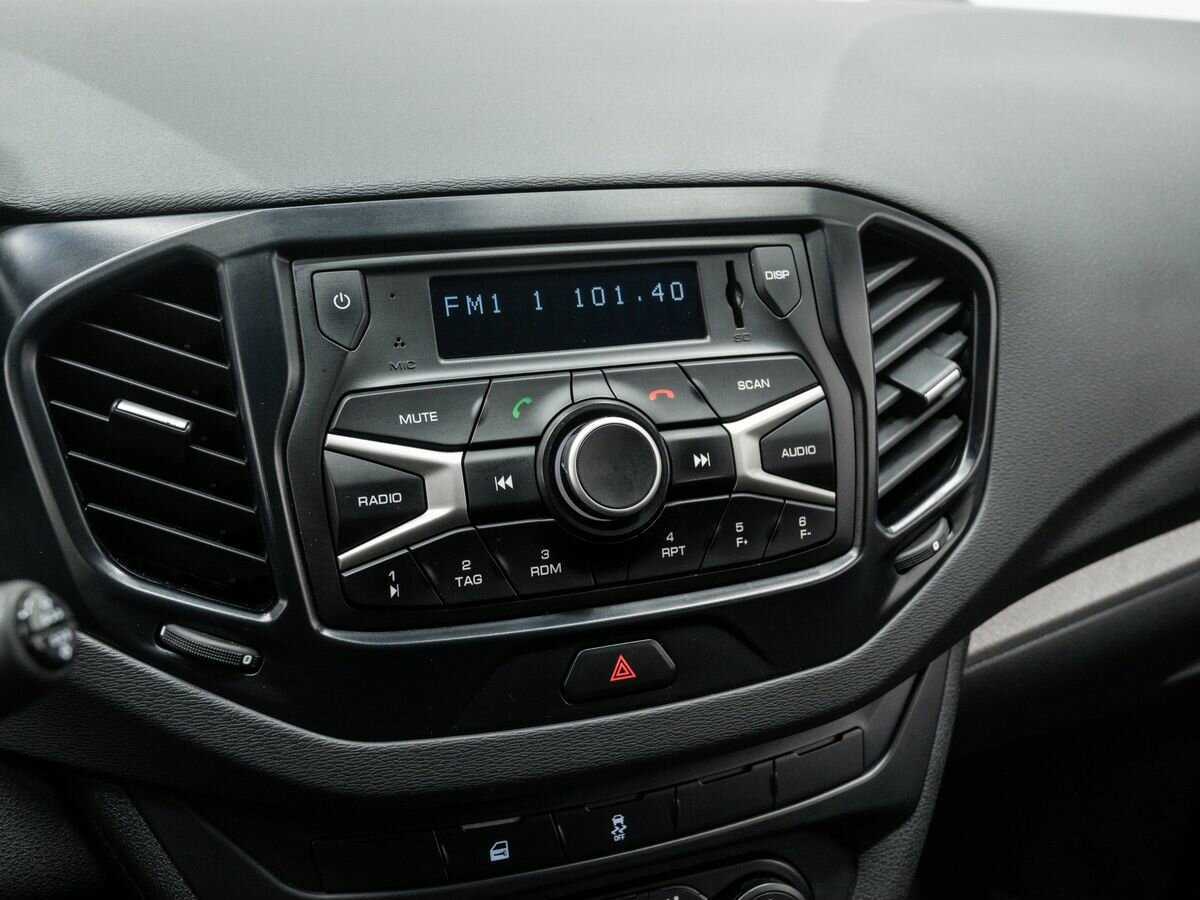 Купить Lada (ВАЗ) Vesta с пробегом. Фото: #19