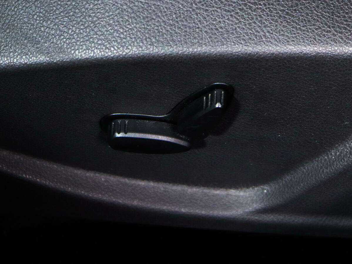 Купить Ford Focus с пробегом. Фото: #18