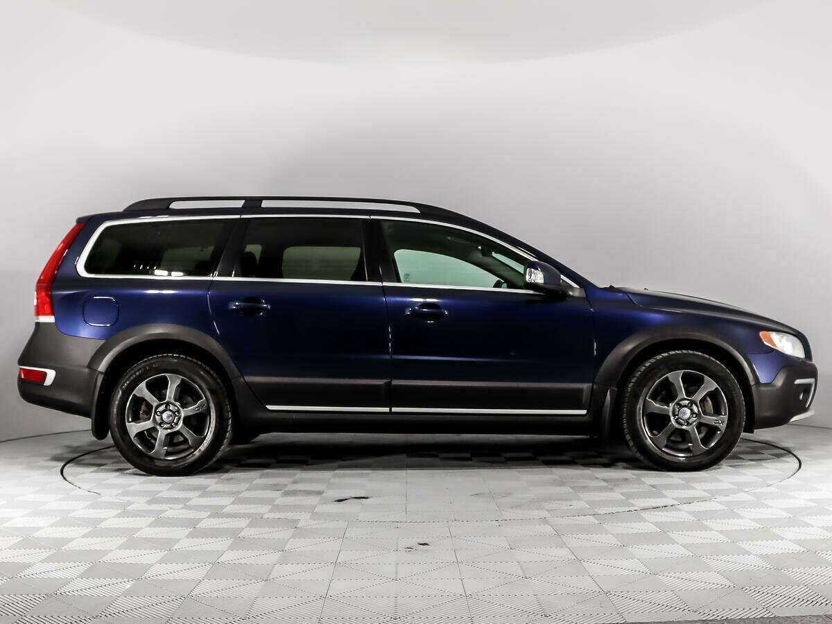 Купить Volvo XC70 с пробегом. Фото: #3