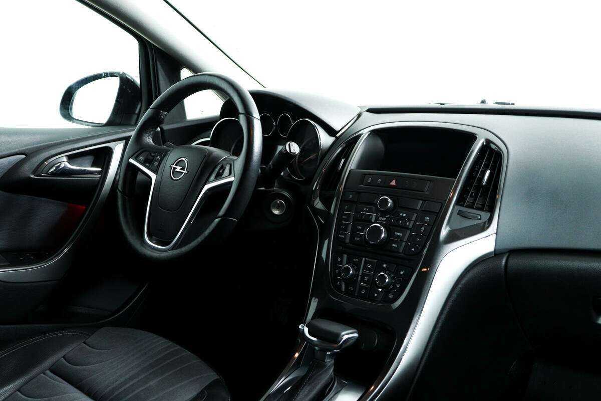 Купить Opel Astra с пробегом. Фото: #8