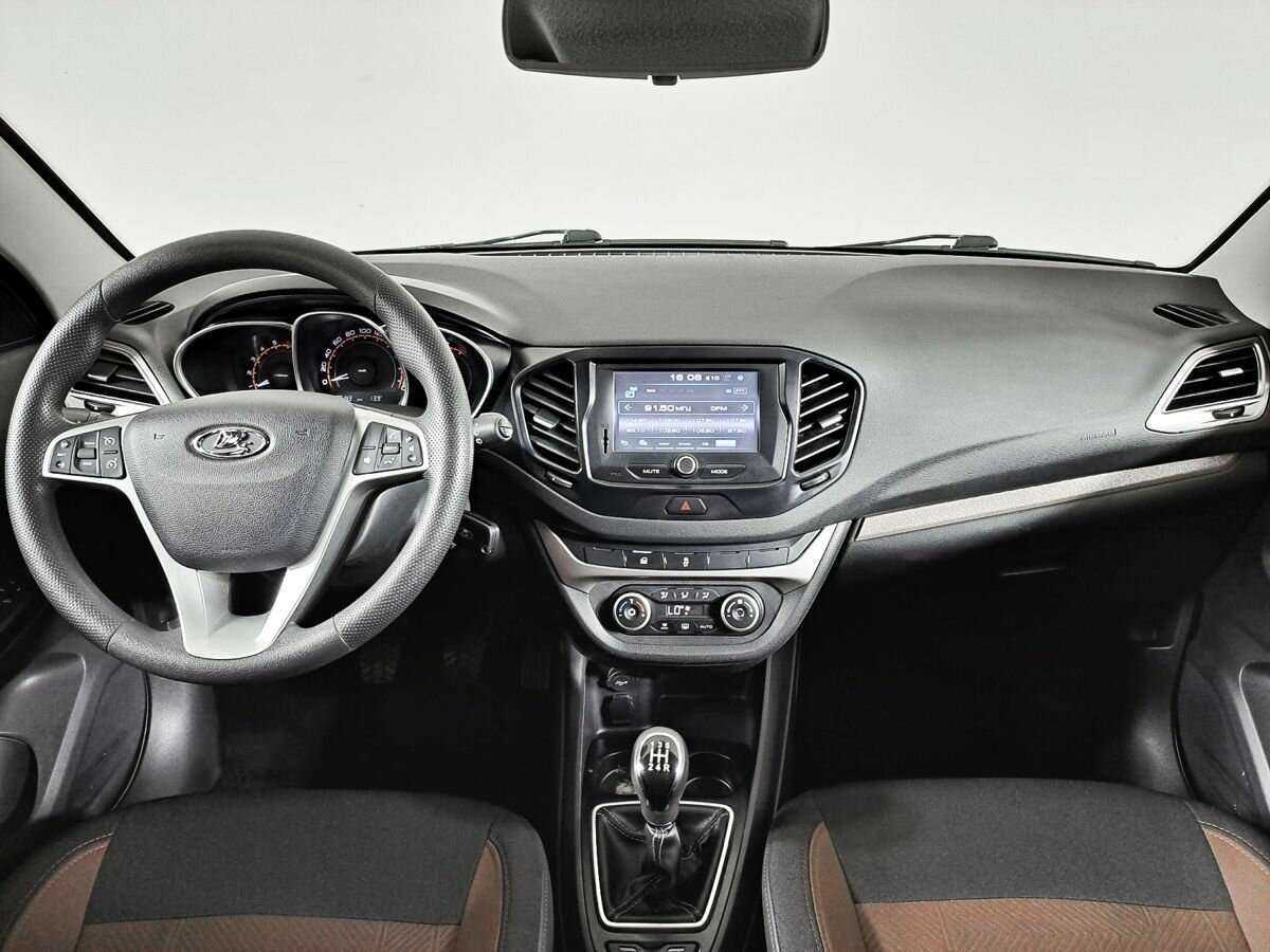 Купить Lada (ВАЗ) Vesta с пробегом. Фото: #11