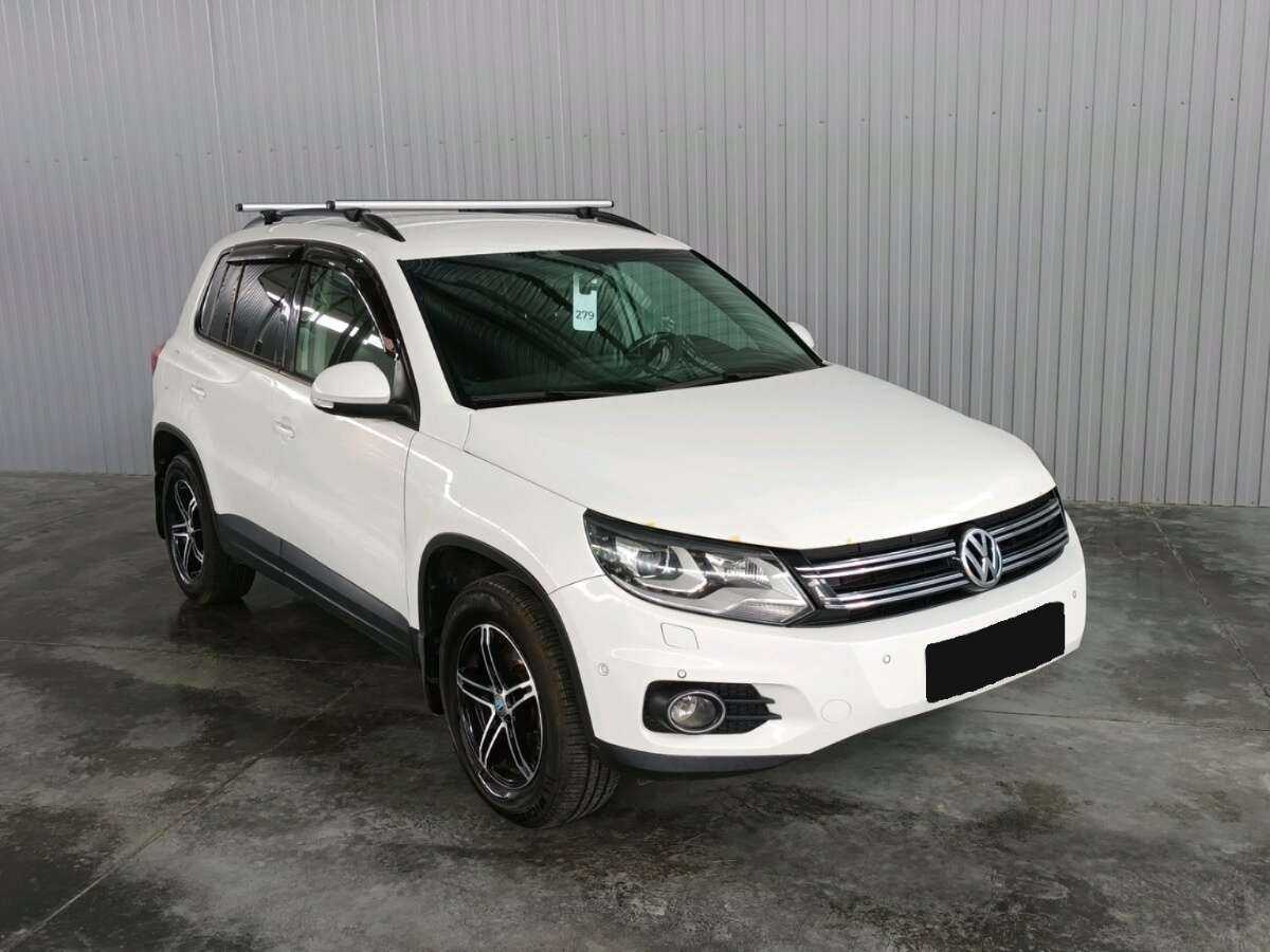 Купить Volkswagen Tiguan с пробегом. Фото: #2