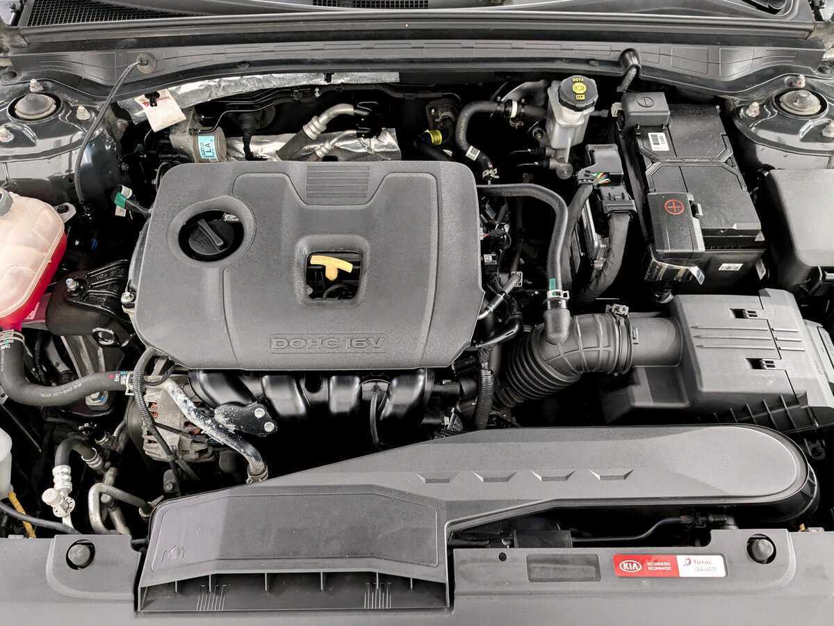 Купить Kia K5 с пробегом. Фото: #8