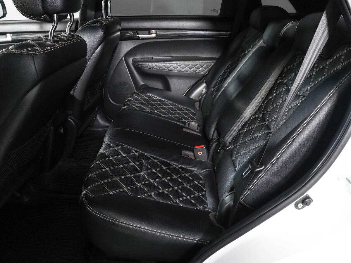 Купить Kia Sorento с пробегом. Фото: #8