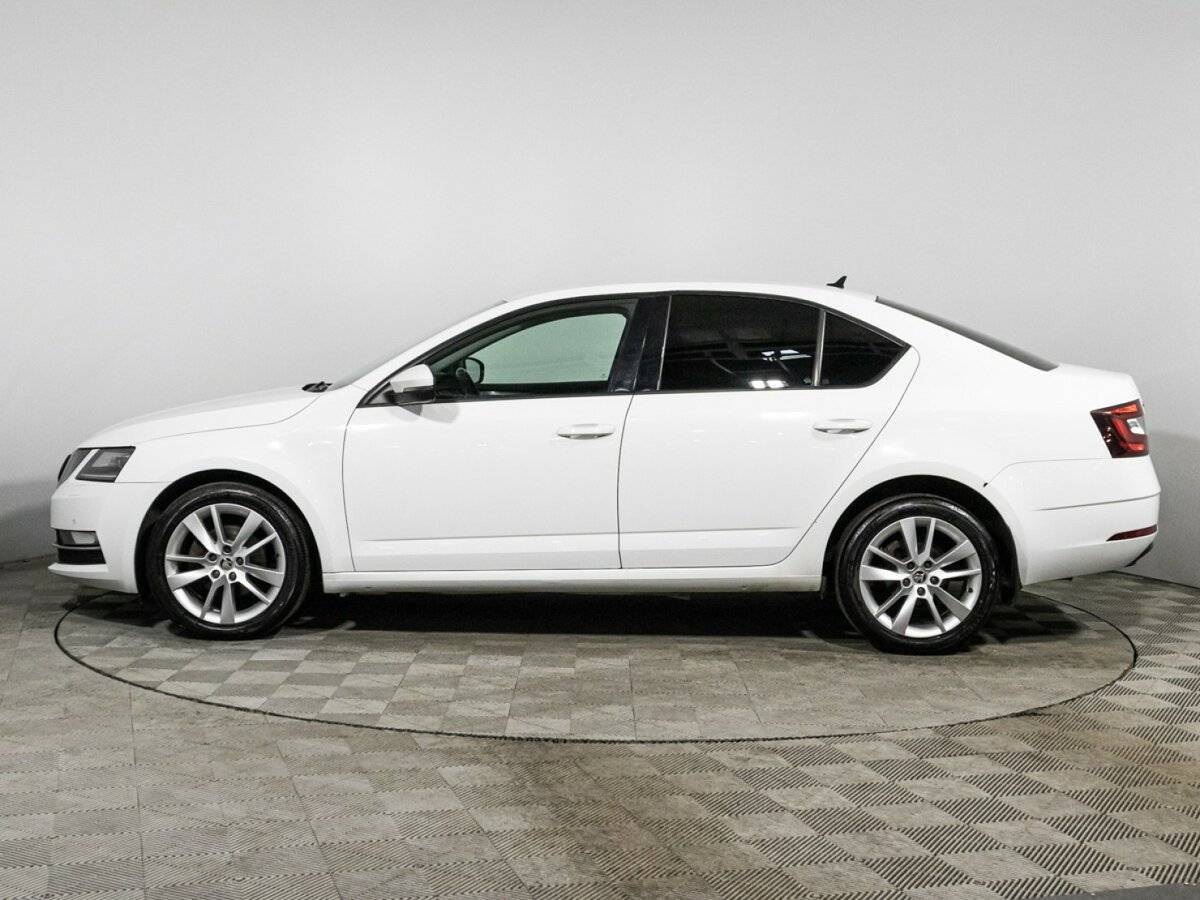 Купить Skoda Octavia с пробегом. Фото: #7