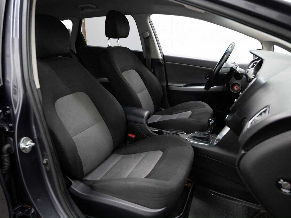 Купить Kia Ceed с пробегом. Фото: #12